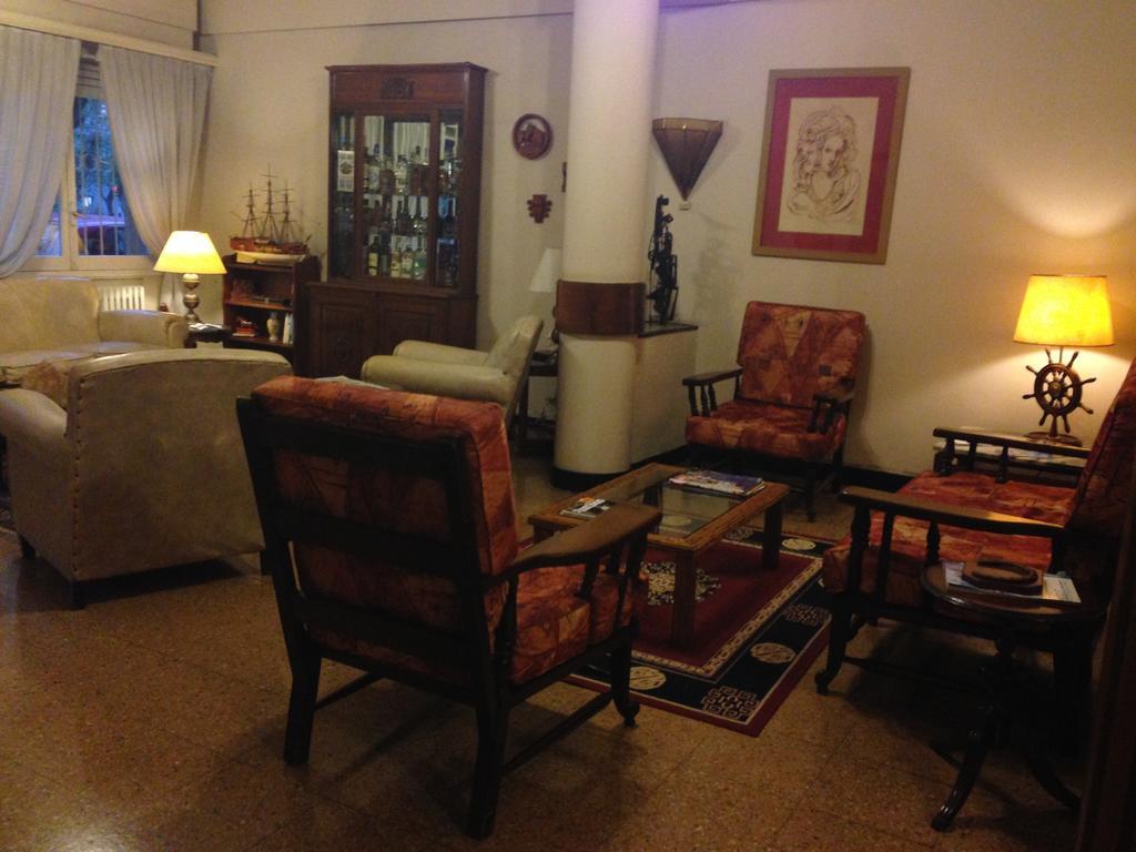 Hotel City 2*