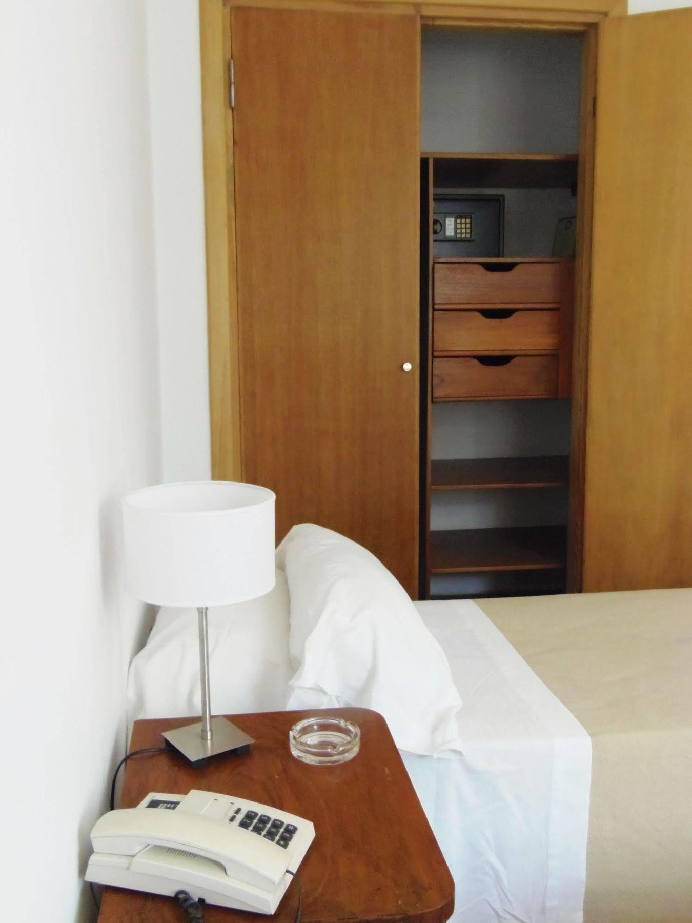 City Hotel 2*